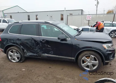 2016 Volkswagen Touareg Vr6 Executive из США, поврежденный, VIN WVGEF9BPXGD011654